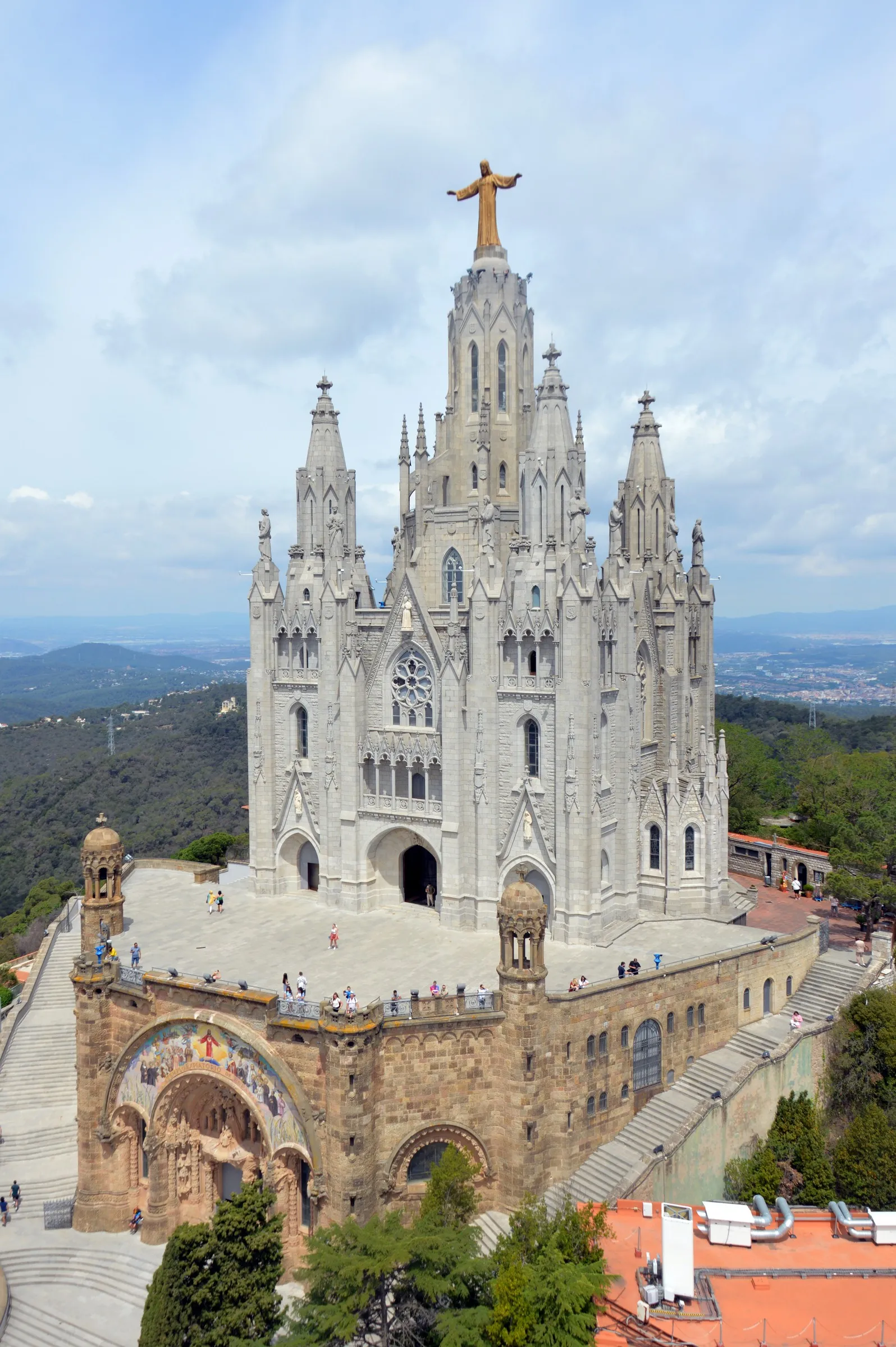 Sant Crist del Tibidabo, Barcelona