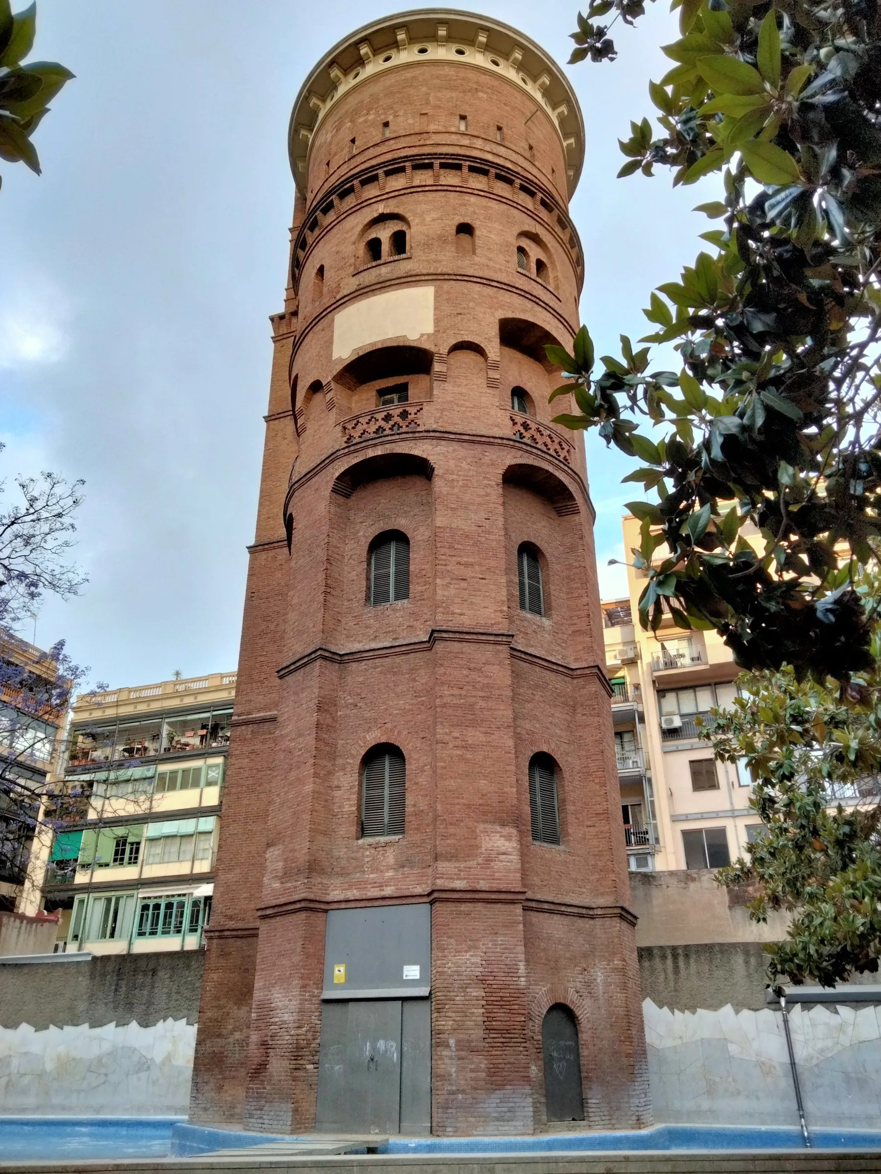 Torre de les Aigúes, Barcelona
